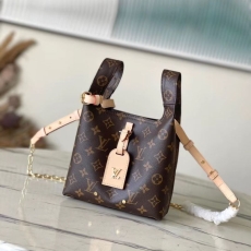 LV Shopping Bags